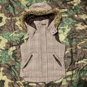 Charlotte Russe plaid funnel neck puffer vest‎ faux fur hood vtg y2k women S/16